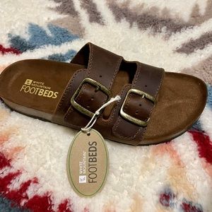 NWT White Mountain sandals